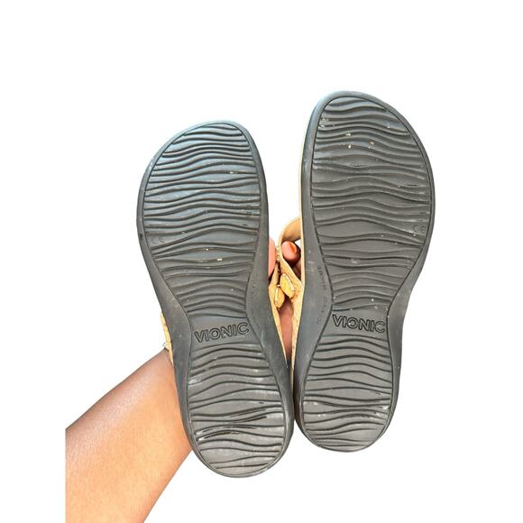 Vionic Brown Gold Cork Eve II Comfort Support Orthaheel Thong Sandals Size 7 - Picture 6 of 6